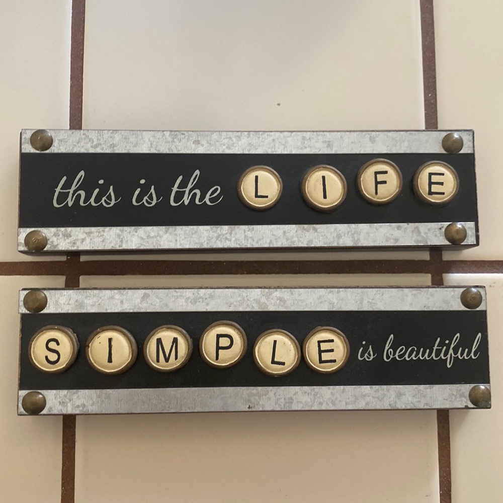 Set of 2 home decor signs
